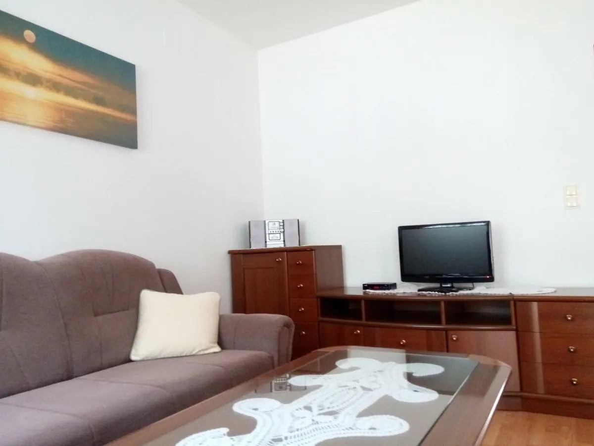 Apartment Mara Umag 0*,